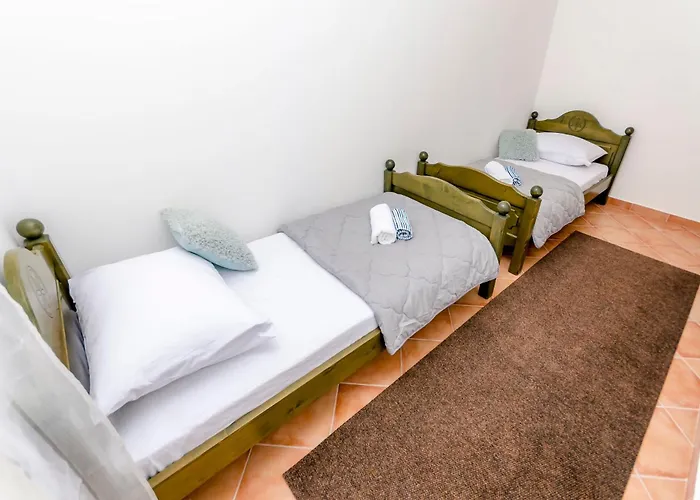 House Nostalgia Slatine